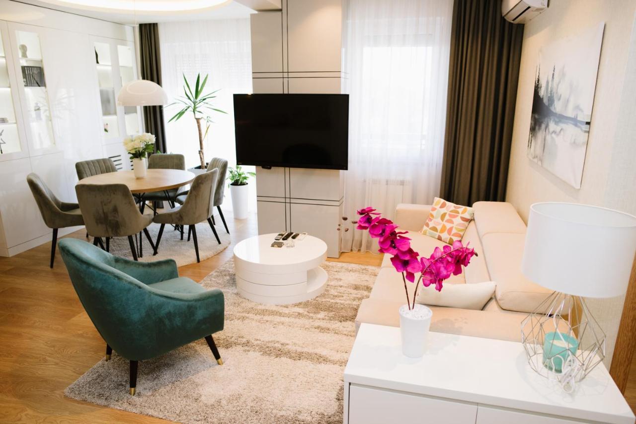 Lusso Apartman Subotica Buitenkant foto