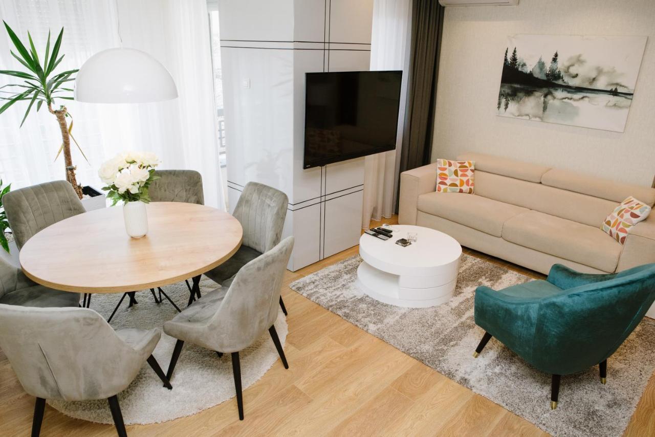 Lusso Apartman Subotica Buitenkant foto